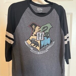 Warner Bros. Harry Potter Black and Gray Raglan Tee